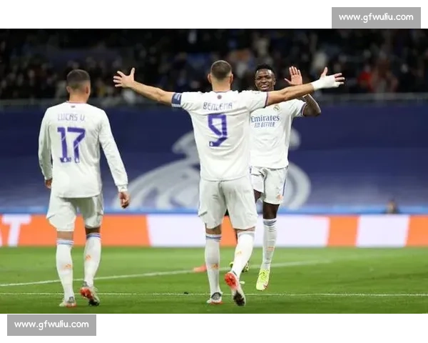 德比冲突焦点：维尼修斯斥佩德里 “爱哭鬼”