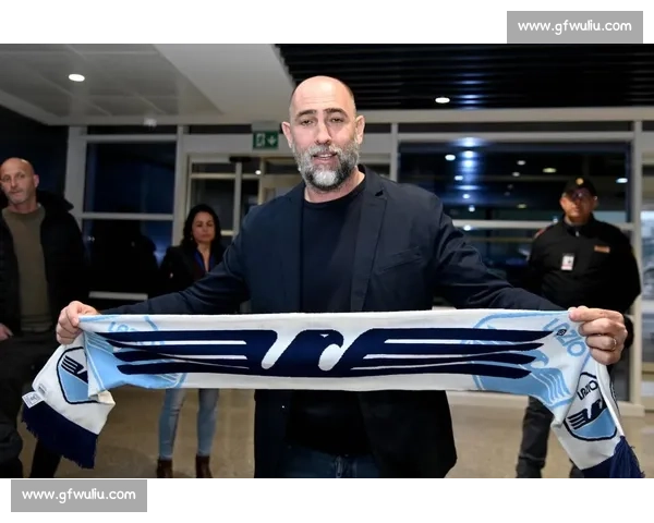 图多尔拒谈辞职：我的脚步只会向前